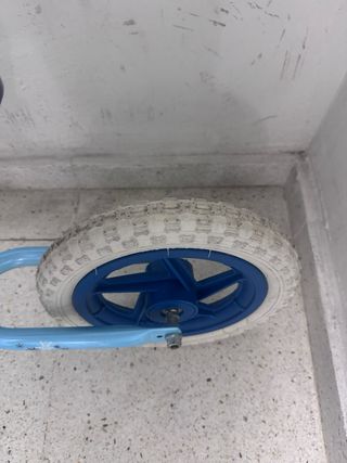 Bicicleta de equilibrio Frozen niña