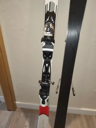 Sci Dynastar CR70 con attacchi