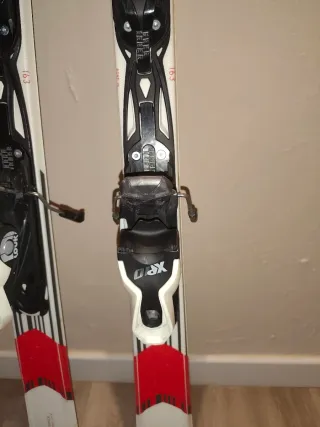 Sci Dynastar CR70 con attacchi