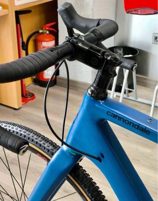 Bicicleta Gravel Cannondale Topstone Carbon 6