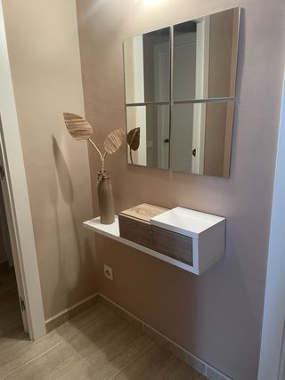 Recibidor moderno madera y cristal