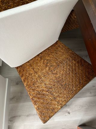 Mesa comedor y 4 sillas importado de  Bali