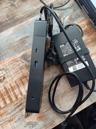 Dell WD19 Docking Station