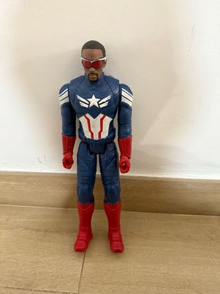 Figura Capitán América 30cm Marvel