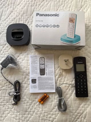 Teléfono Panasonic KX-TGC310