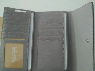 Monedero Michael Kors nuevo