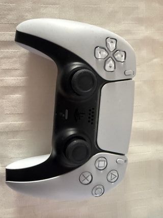 PlayStation 5 1TB SSD Blanca, NO SE HACEN ENVÍOS.