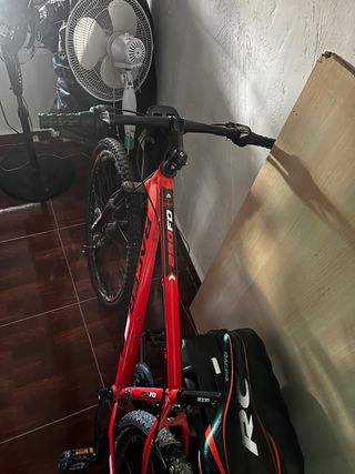 Bicicleta Montaña 27.5 Roja