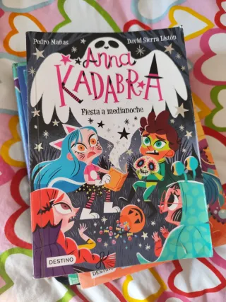 Libro infantil Anna Kadabra, magia, aventura