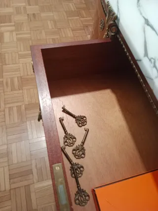 Aparador clásico hall perfecto estado