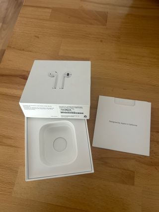 Caja AirPods Apple