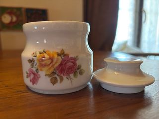 Zuccheriera Kronester in ceramica con rose