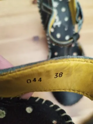 Sandalias de piel Art negras mujer