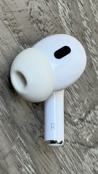 Airpods Pro 2 Destro, versione Lightning