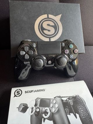 Mando SCUF PS4 Carbono