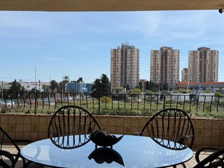 Chalet en alquiler en Vistahermosa en Alicante
