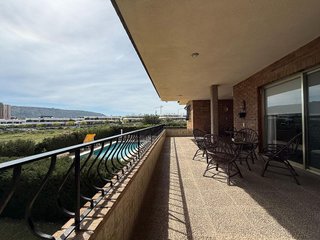 Chalet en alquiler en Vistahermosa en Alicante