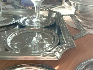 Vassoio e Sottobicchieri vintage Acciaio Inox