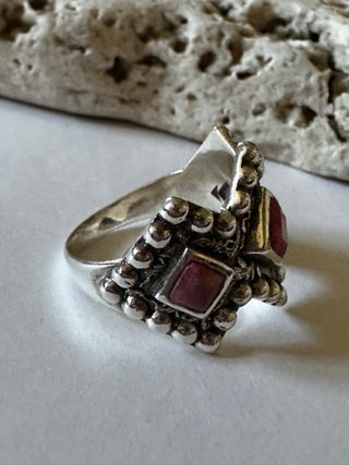 Anello artigianale argento e rubini