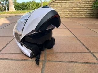 Casco Shiro Talla L con funda