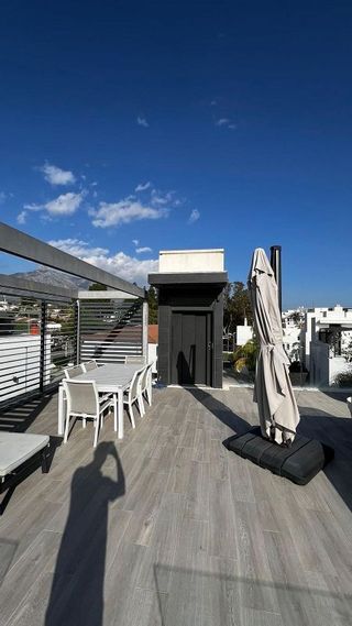 Chalet en alquiler en Lomas de Marbella Club - Puente Romano en Marbella