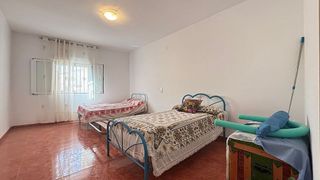 Casa adosada en venta en Loja