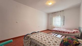 Casa adosada en venta en Loja