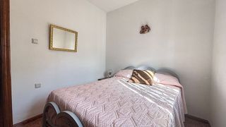 Casa adosada en venta en Loja
