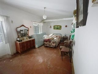 Chalet en venta en Lucena