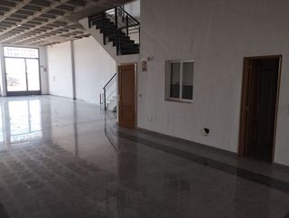 Local comercial en alquiler en Griñón
