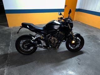 Honda CB650R 2021 Negra