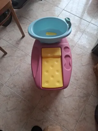 Cambiador de muñecas rosa y azul