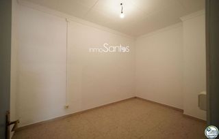 Local comercial en alquiler en Centre en Roses