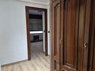 Piso en alquiler en Auditorio - Parque Invierno en Oviedo