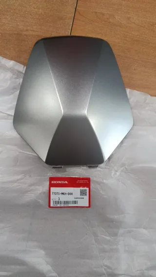 Honda adu 750 2020 cubre tablero central 25%descue