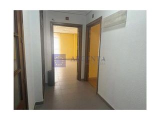 Oficina en venta en Ruta de la Plata en Cáceres