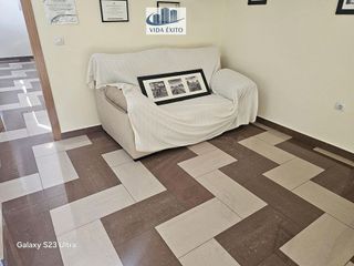 Local comercial en venta en Renfe - Bulevar 1º y 2º Fase en Jaén