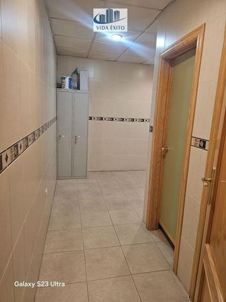 Local comercial en venta en Renfe - Bulevar 1º y 2º Fase en Jaén