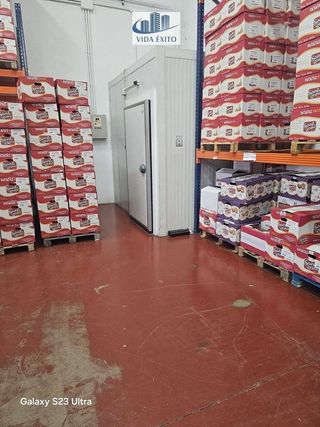 Local comercial en venta en Renfe - Bulevar 1º y 2º Fase en Jaén