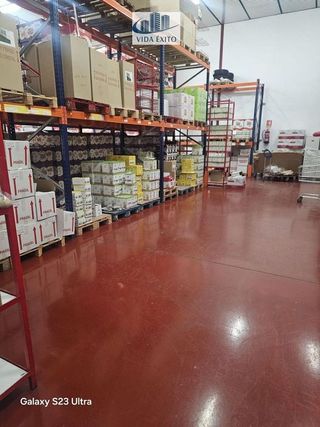 Local comercial en venta en Renfe - Bulevar 1º y 2º Fase en Jaén