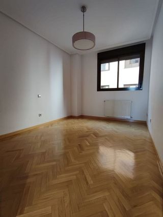 Piso en alquiler en Las Tablas en Madrid