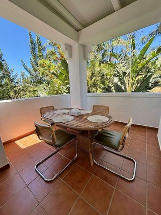 Piso en alquiler en Cabo Pino - Reserva de Marbella en Marbella