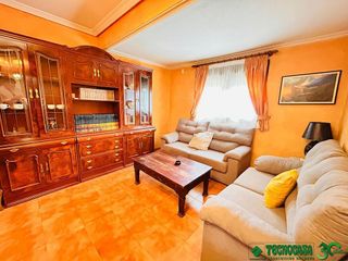 Casa adosada en venta en Arenas de San Pedro