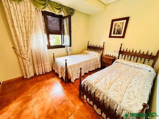 Casa adosada en venta en Arenas de San Pedro