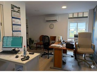 Local comercial en alquiler en Poligono Mas del Jutge en Torrent