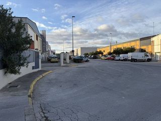 Local comercial en alquiler en Poligono Mas del Jutge en Torrent