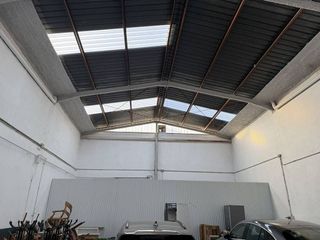 Local comercial en alquiler en Poligono Mas del Jutge en Torrent