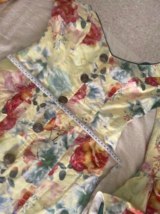 Traje de flamenca amarillo floral