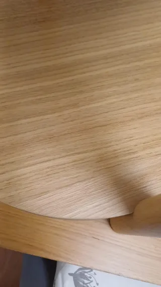 Mesita auxiliar redonda de madera