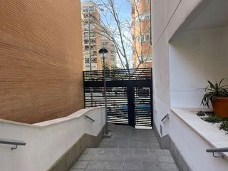 Garaje en alquiler en Huerta del Pilar en Sevilla